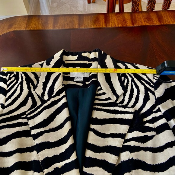 Emanuel Ungaro Cotton 2 Pc Set Zebra Print Blazer Lining Rayon & Skirt Sz 6/40 - Picture 11 of 16